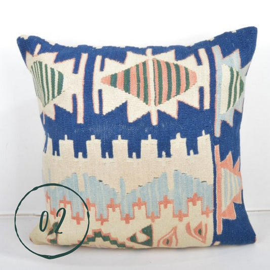 Kilim Cushion 02